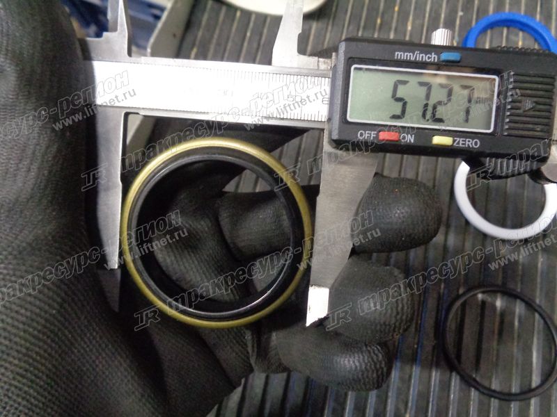 Ремкомплект гидроцилиндра 91B43-05610