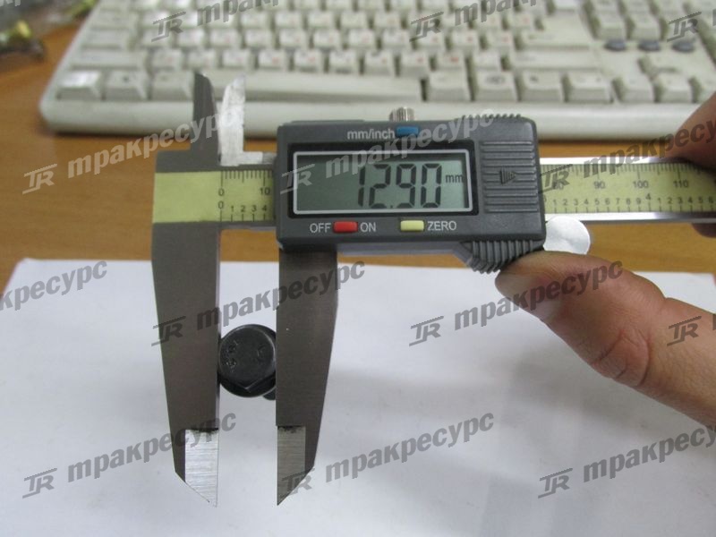 Болт 90105-08012-71