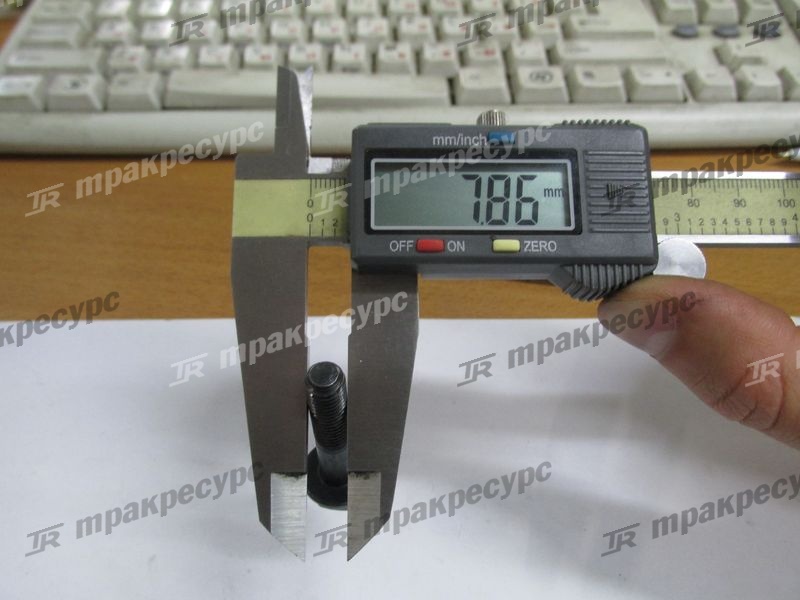 Болт 90105-08012-71