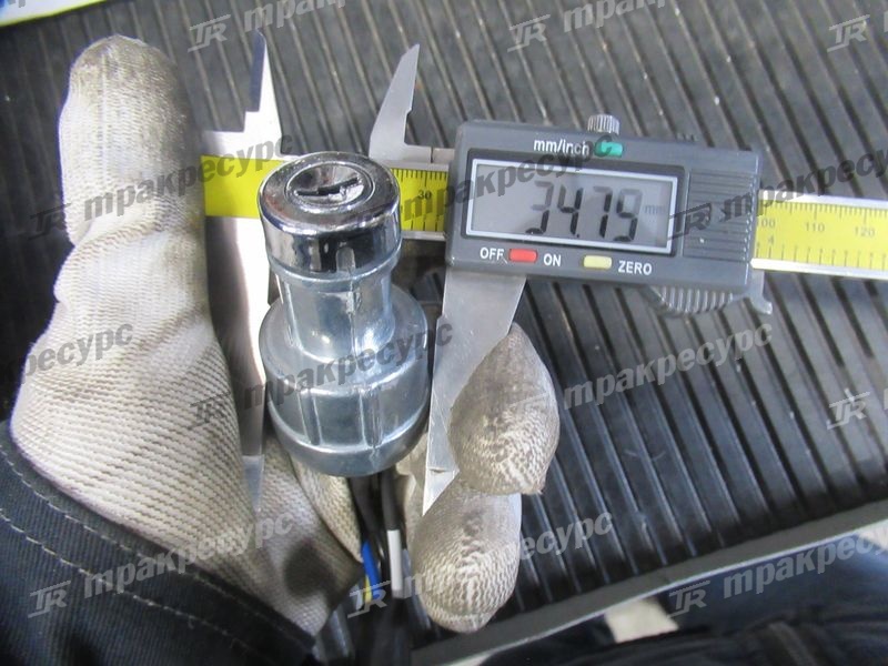 Замок зажигания 216G2-42313