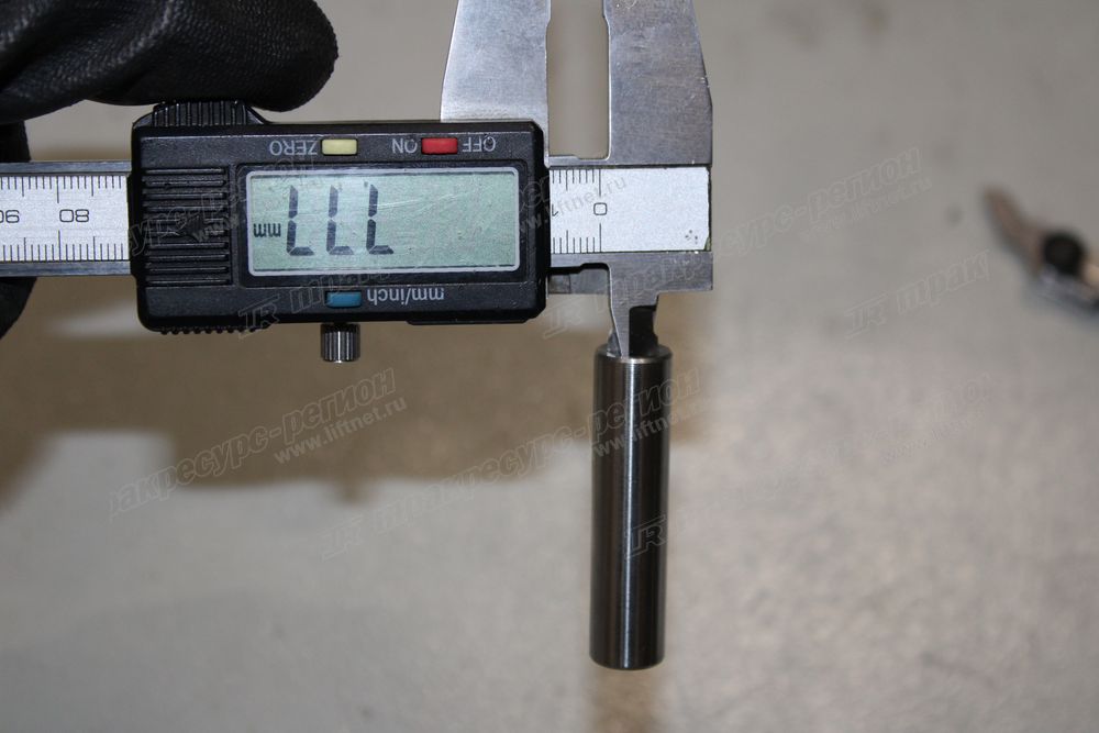 Направляющая клапана 32C01-01600
