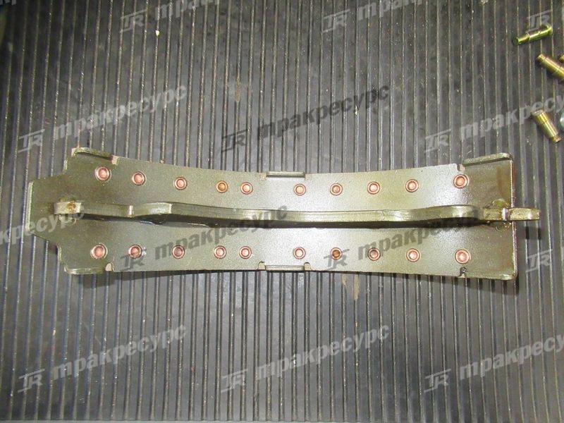 Колодка тормозная правая 47460-30510-71