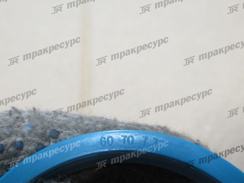 Ремкомплект гидроцилиндра заднего ковша 204175018