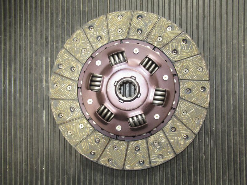 Диск сцепления ведомый 3EB-10-32320