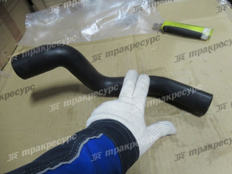 Патрубок системы охлаждения 22N42-12051