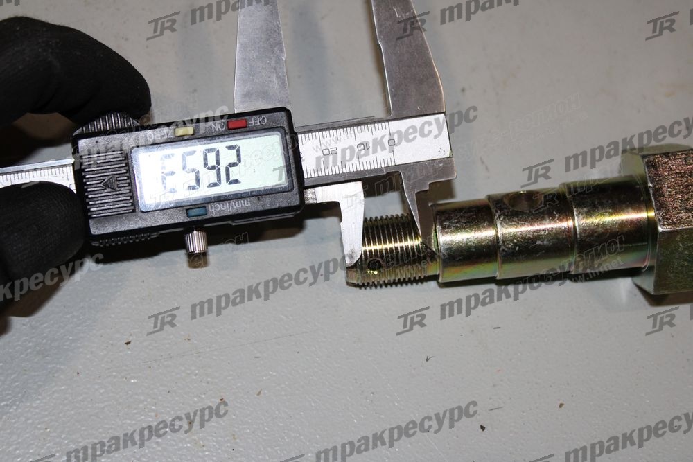 Болт 3ED-24-41261