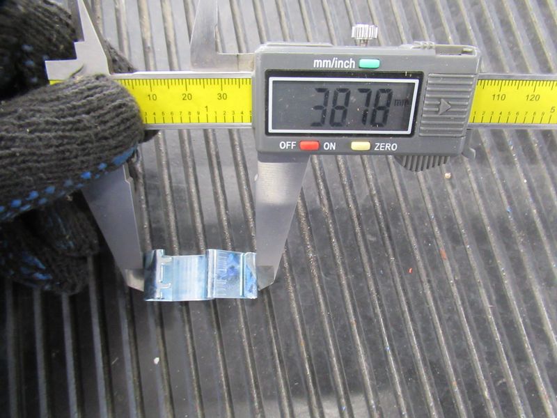 Защелка 3EB-01-48750
