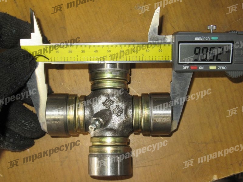 Крестовина вала карданного 52C0075