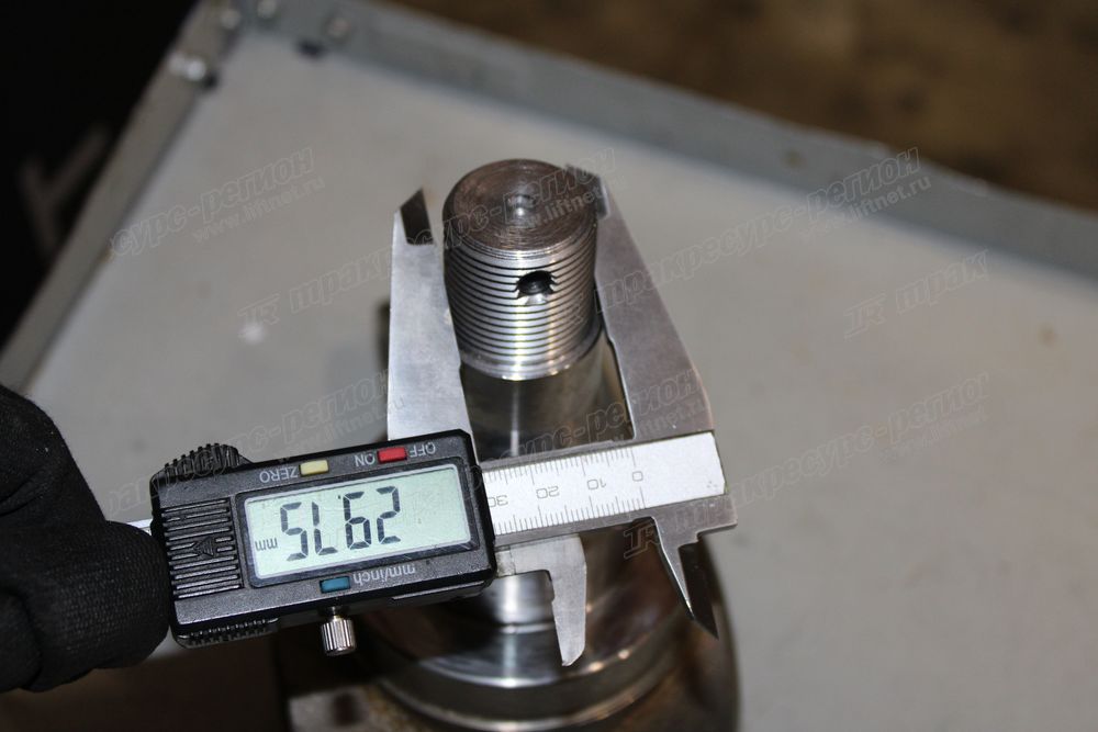 Кулак поворотный правый G27Z4-33301