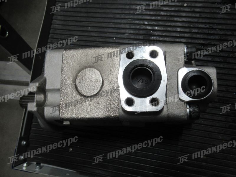 Насос гидравлический 67110-30510-71