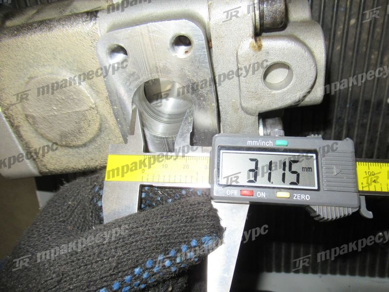 Насос гидравлический 67110-30510-71