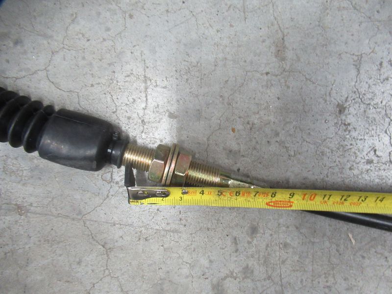 Трос газа 252100843