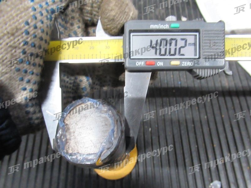 Палец 15D0001