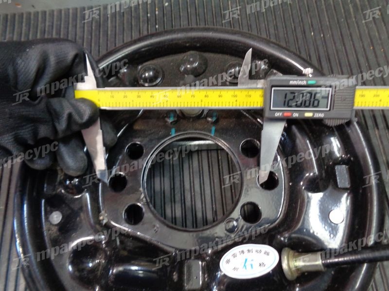 Сервотормоз правый 1.0-1.8R series; 3.0-3.8A series