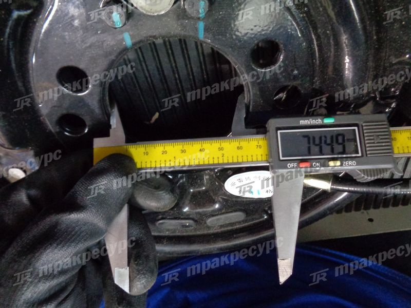 Сервотормоз правый 1.0-1.8R series; 3.0-3.8A series