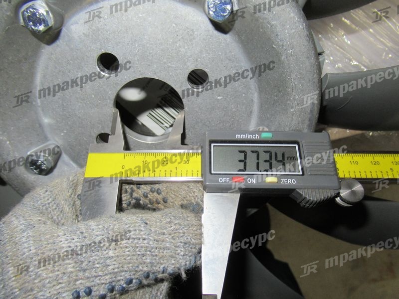 Крыльчатка вентилятора John Deere 4045DF270
