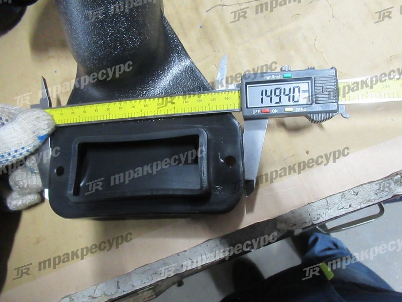 Патрубок корпуса воздушного фильтра 17804-26600-71