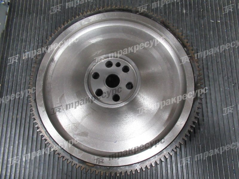 Маховик YM129930-21590
