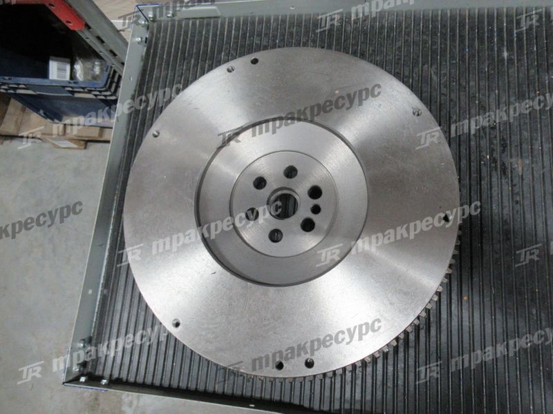 Маховик YM129930-21590