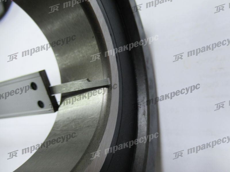 Ролик 3M3H-302000C