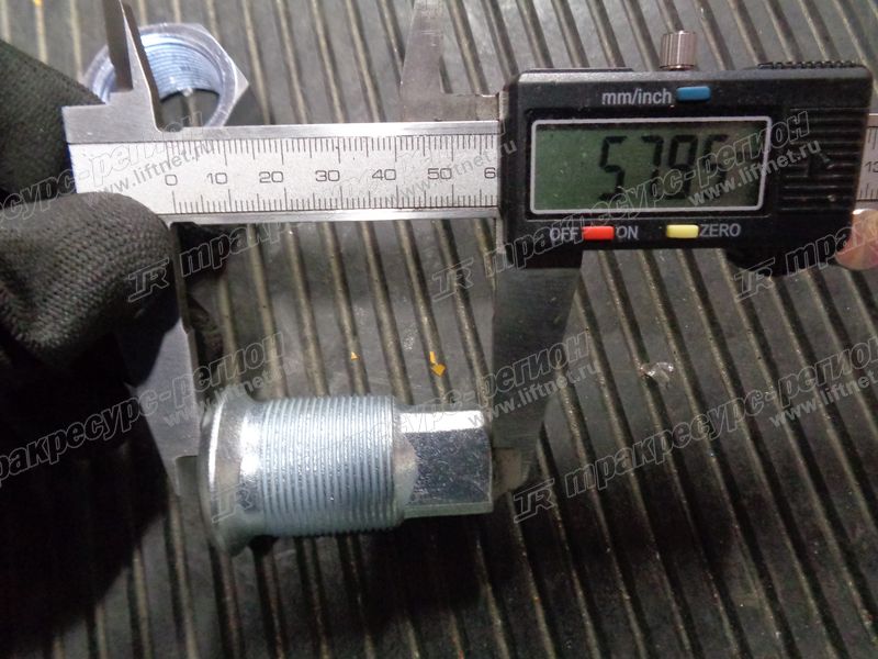 Шпилька+гайка ведущего моста HC CPCD50-70 R-series