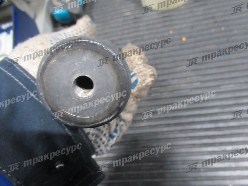 Палец поворотного кулака 43231-40300-71