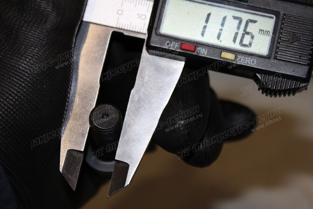 Болт диска колеса 90109-12015-71