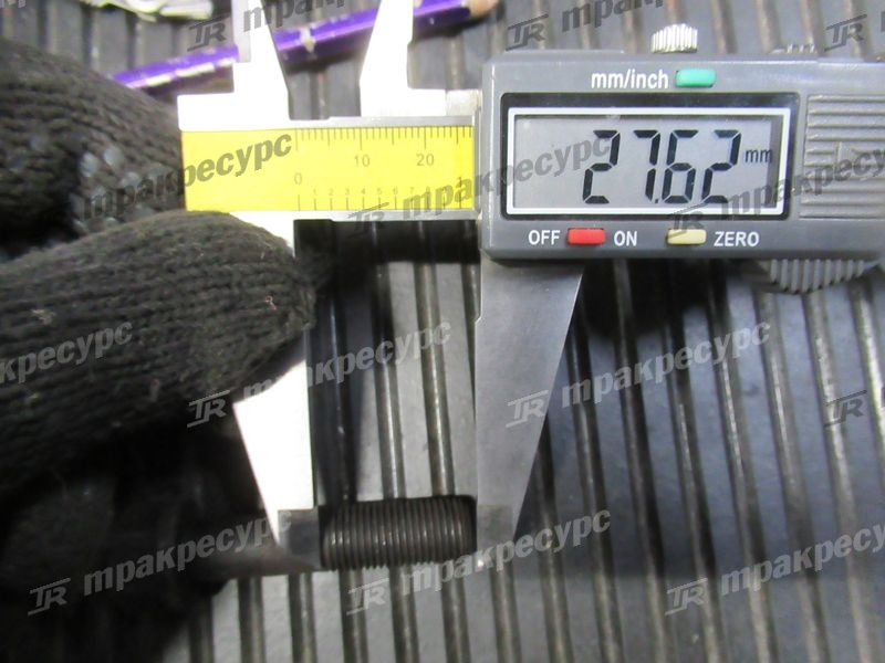 Болт шатунный 490B-04009В