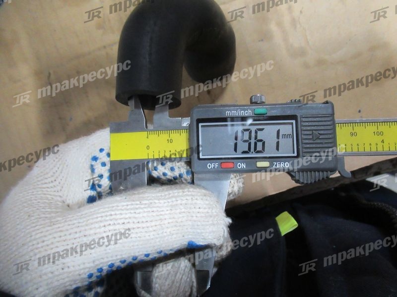 Патрубок 13032794