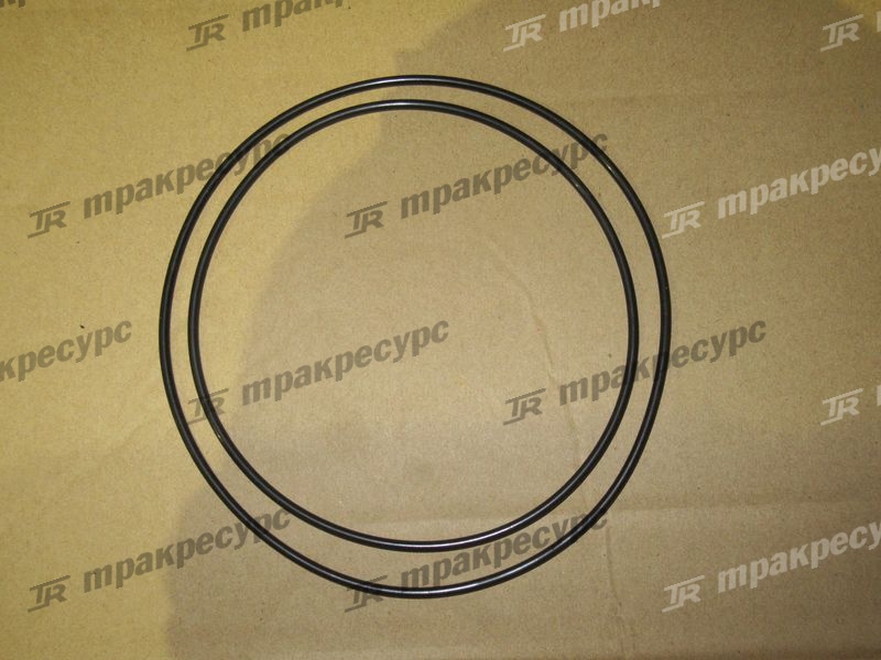 КБЧ цилиндра подъема стрелы 10C1083