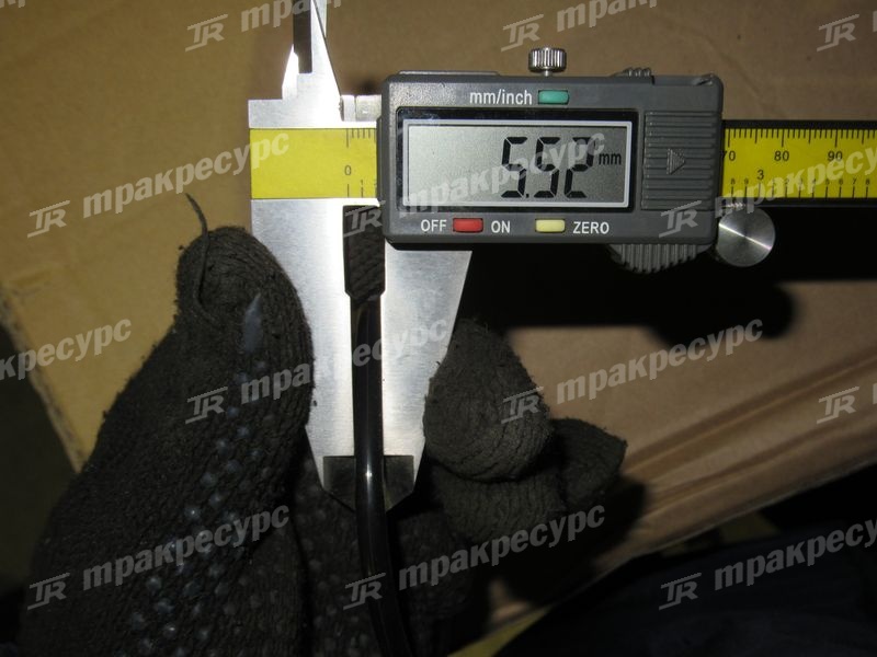 КБЧ цилиндра подъема стрелы 10C1083