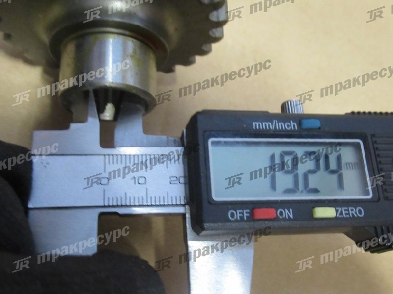 Шестерня 12353-GW300