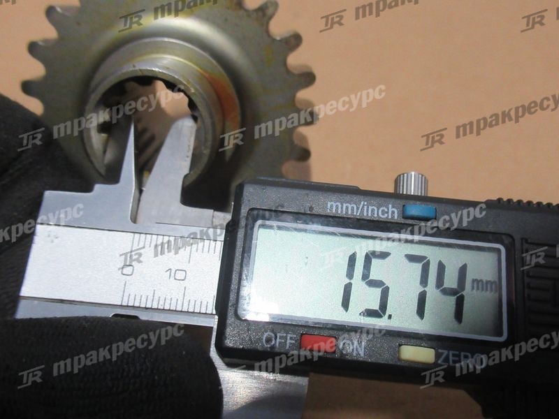 Шестерня 12353-GW300