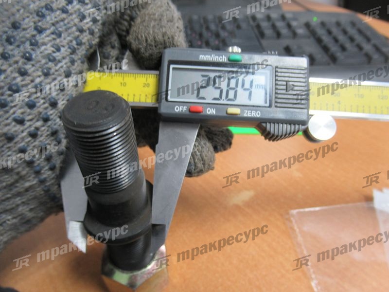 Шпилька в сборе XG932