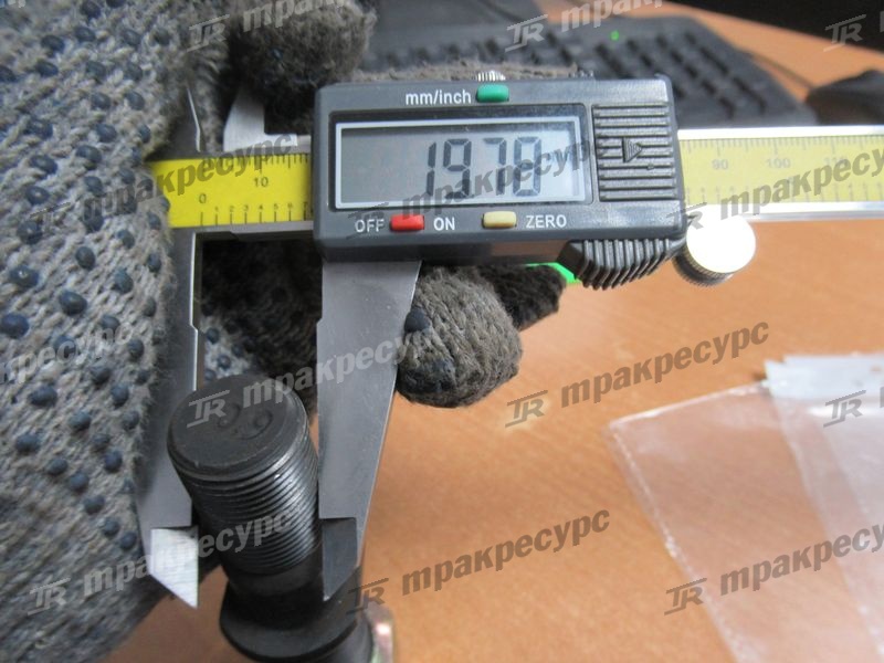 Шпилька в сборе XG932