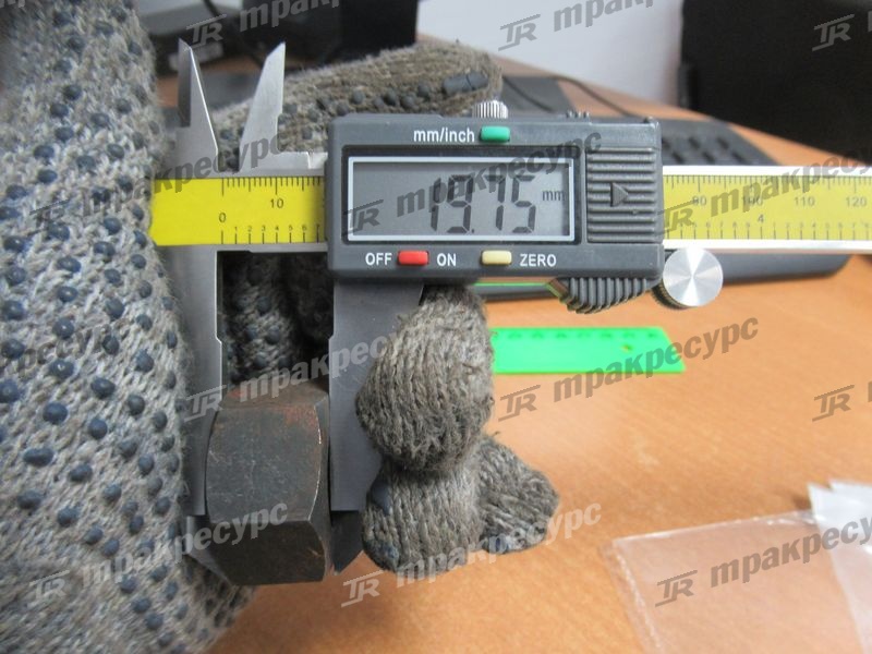 Шпилька в сборе XG932