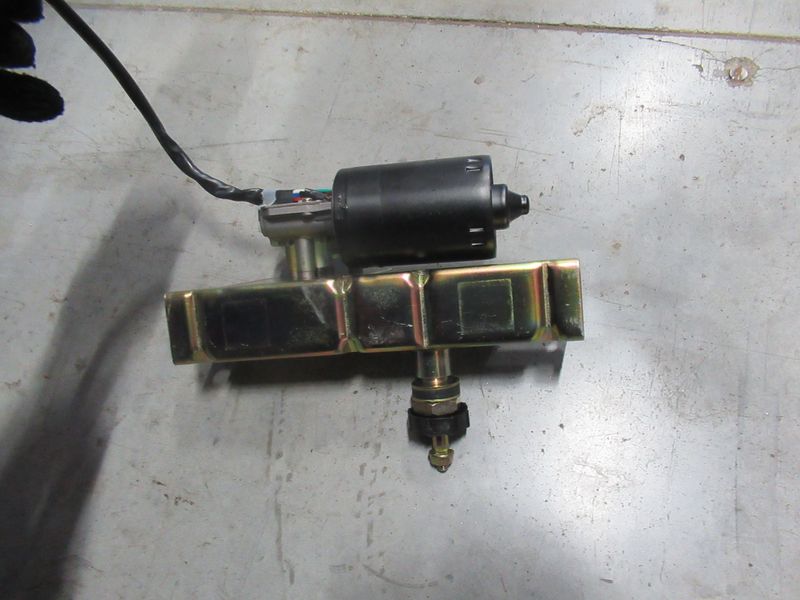 Электродвигатель стеклоочистителя ZD2531A