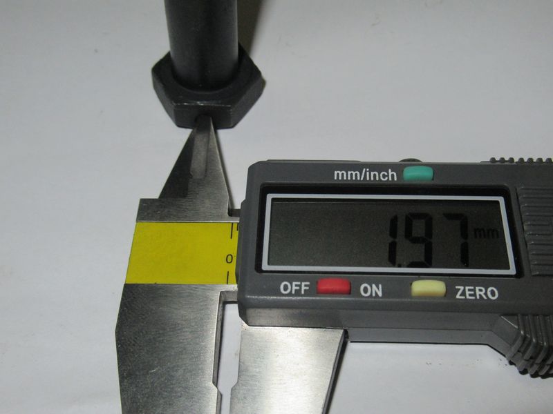 Болт 90106-88090