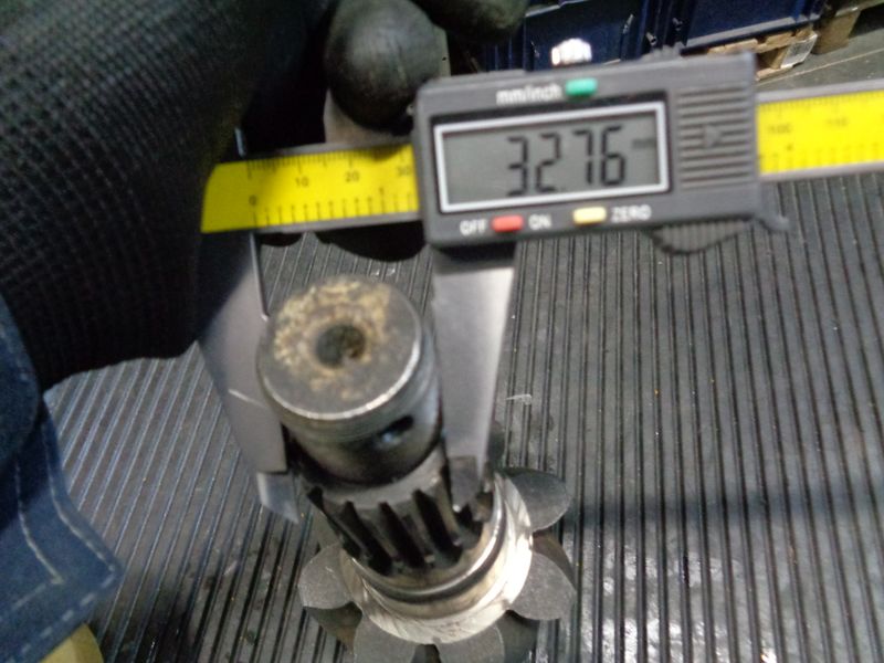 Пара конических шестерён задних 275100188