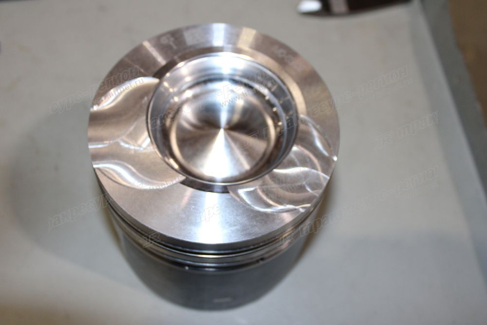 Поршень WD615