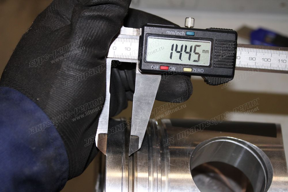 Поршень WD615