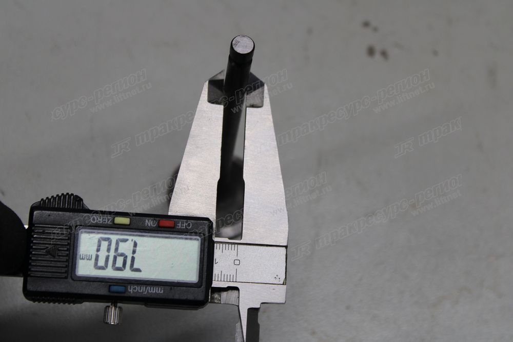 Клапан впускной 32C04-00100