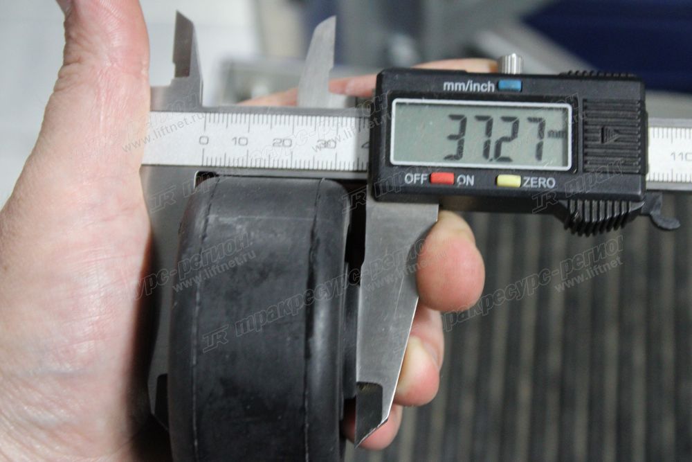 Подушка крепления двигателя НС 1-1,8t