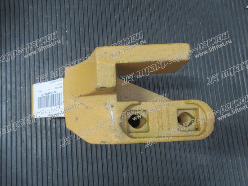 Зуб ковша правый CDM856
