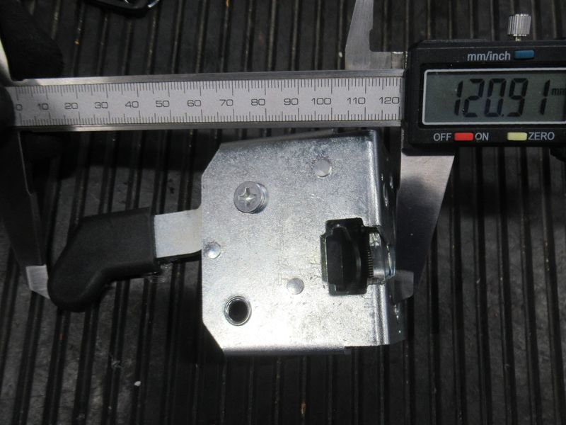 Замок двери в сборе CDM853/CDM856