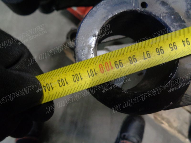 Балка управляемого моста R450-222000-001