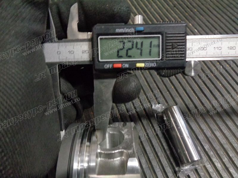 Поршень N-12010-FU371