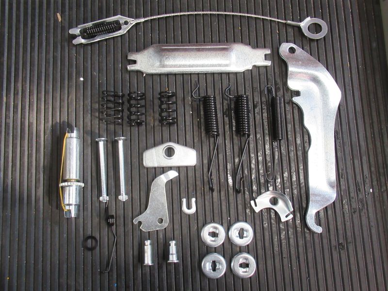Ремкомплект сервотормоза левого C0Q03-02001-KIT