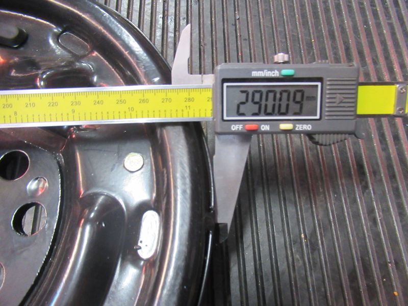 Сервотормоз правый в сборе C1Q01-02501