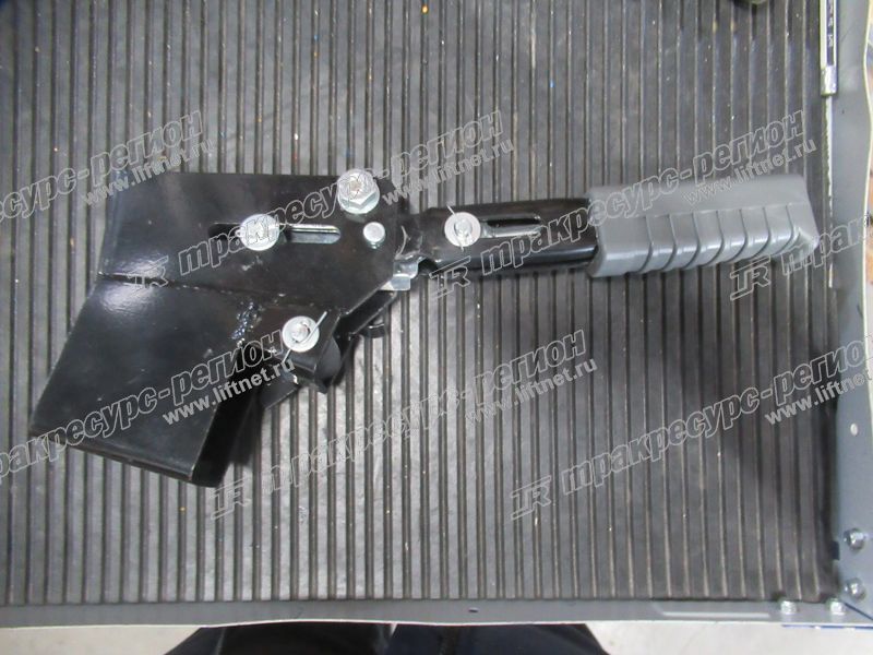 Механизм ручного тормоза C1T01-00001